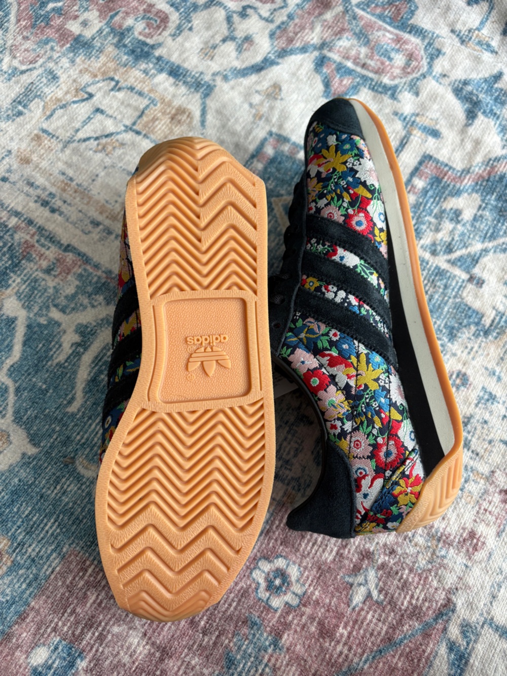 Liberty of London Adidas Sneakers, Country OG, Womens US 9 - Picture 7 of 10